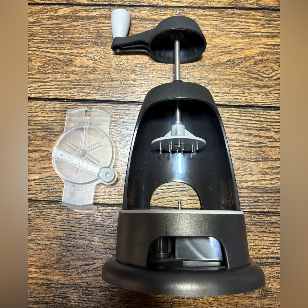 Pampered Chef Veggie Spiralizer